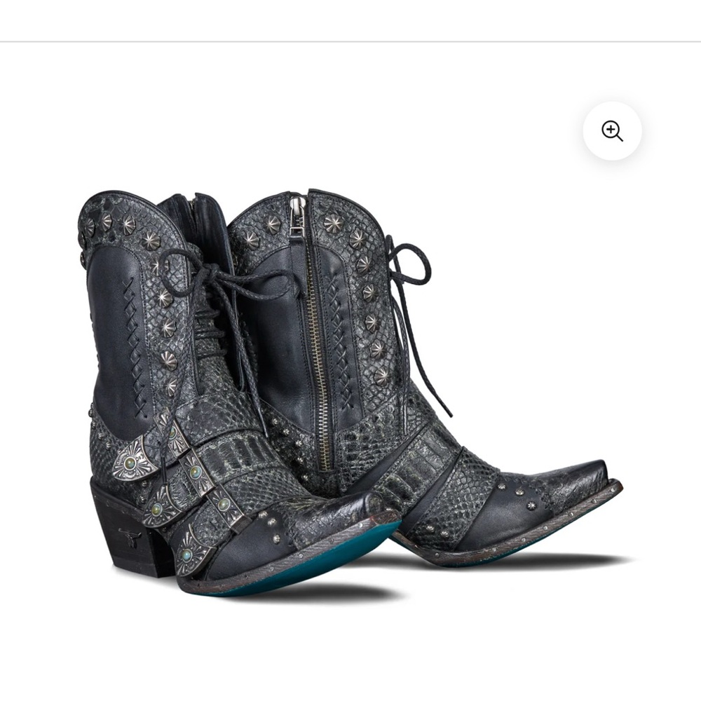 Lane women’s booties